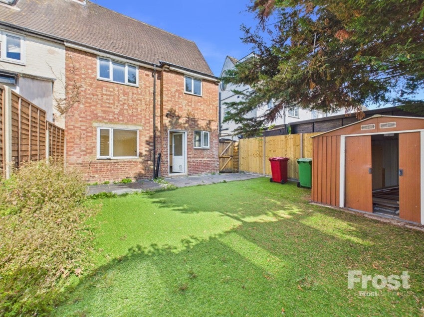 House St. Andrew's Way in Slough