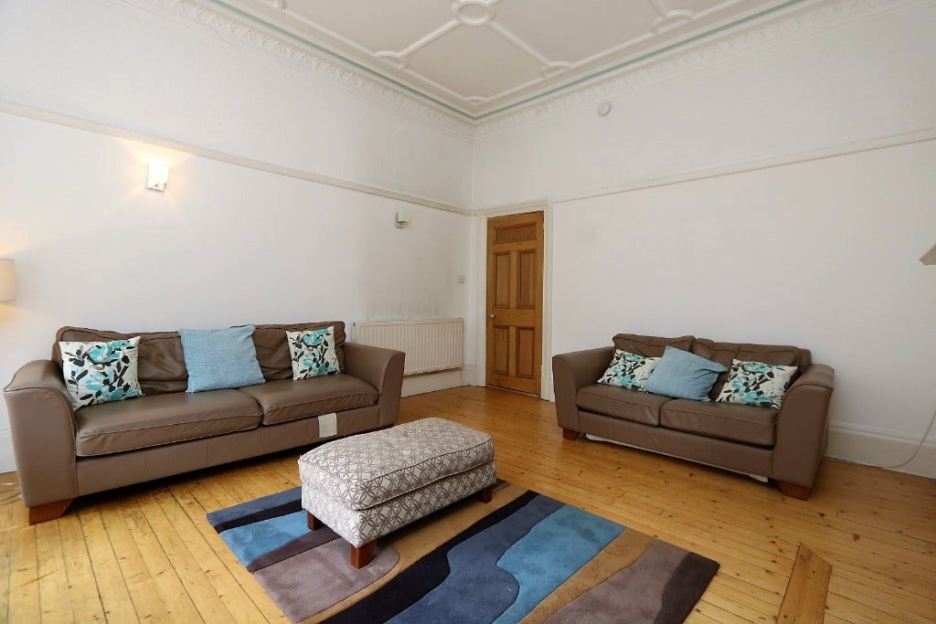 Flat Cranworth Lane in Glasgow