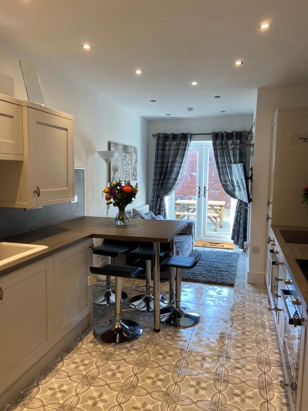 Room Crawshay Street in Cardiff
