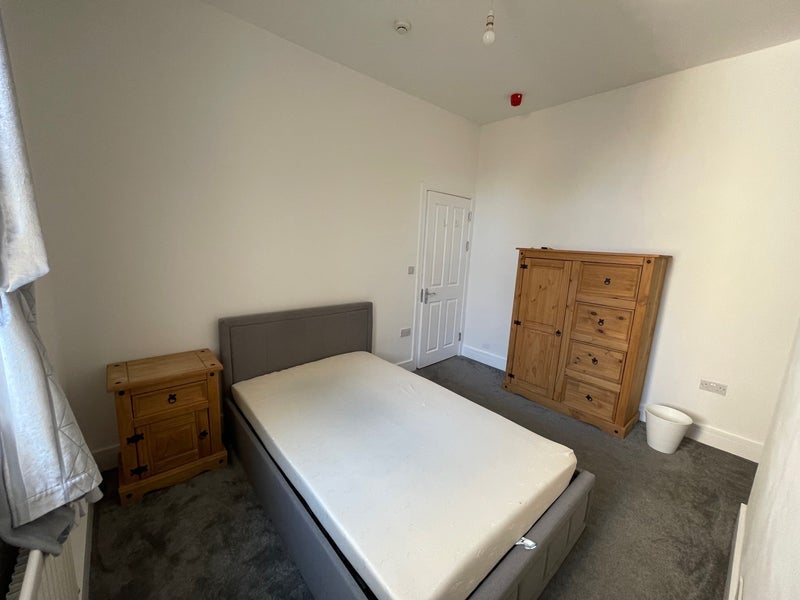 Room Crawshay Street in Cardiff