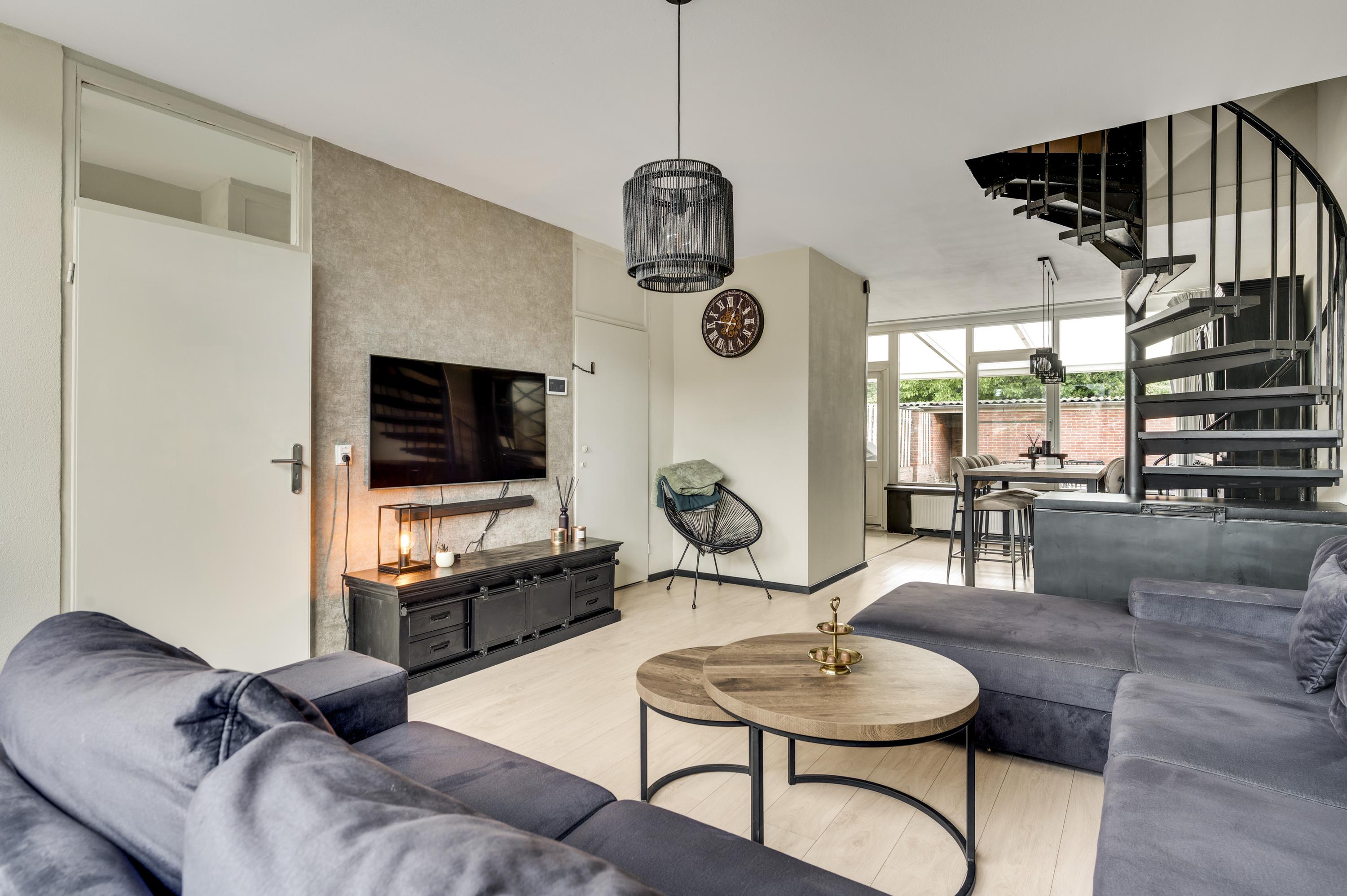 Tussenwoning te koop: Terborgh 63, Weert