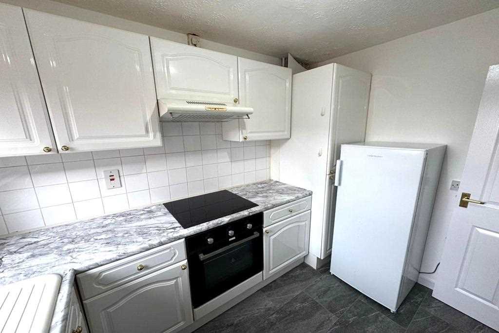 Flat Dale Court in Wishaw