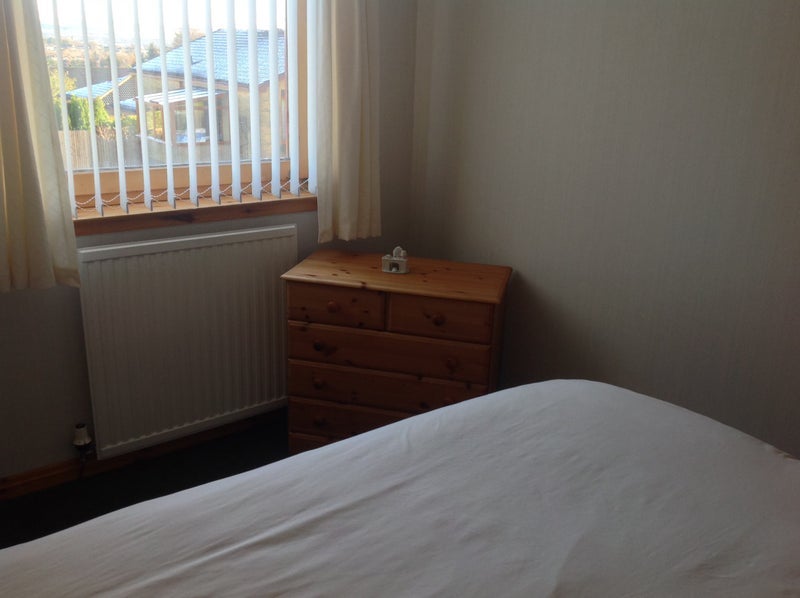 Room Panton Green in Livingston