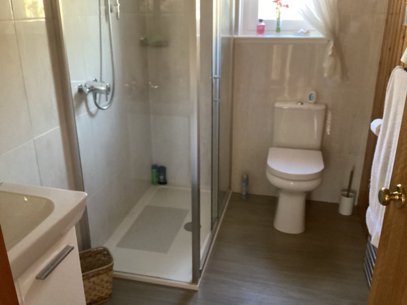 Room Panton Green in Livingston