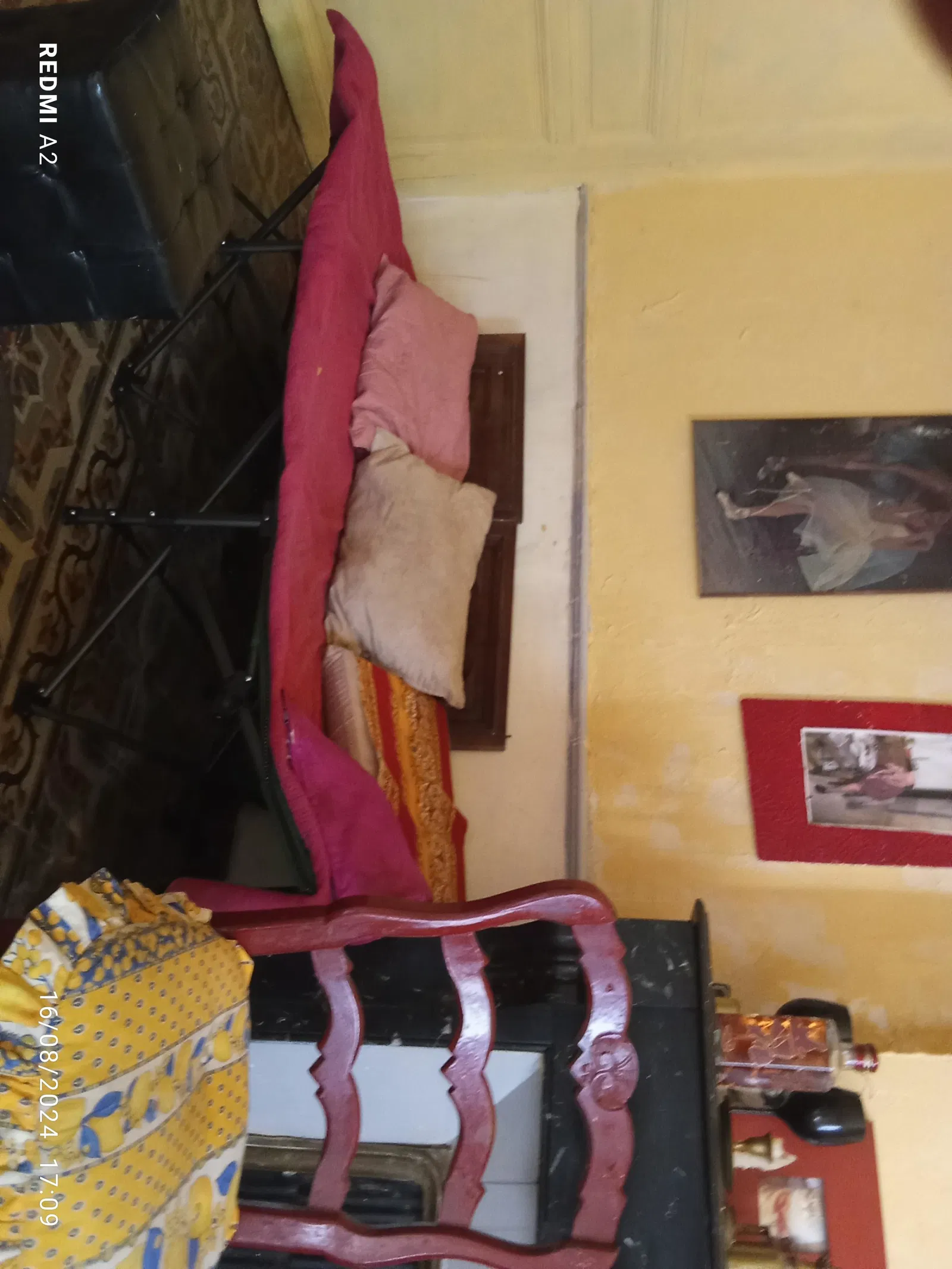 Room Rue Lakanal in Arles
