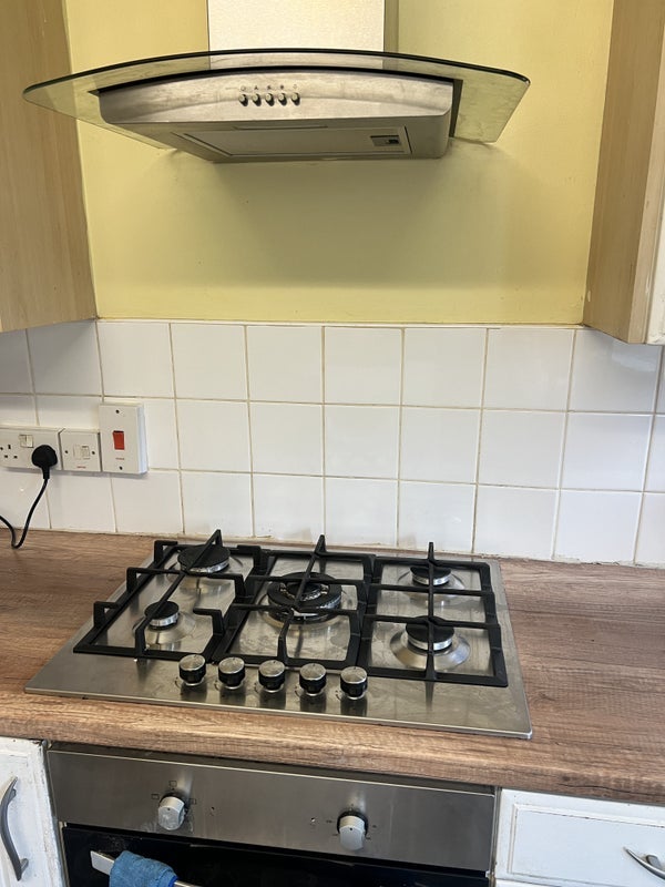 Room Becket Avenue in Greater London