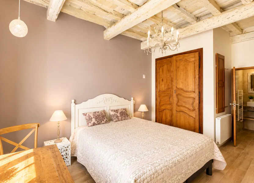 Appartement Place de l'Oratoire à Villeneuve-lès-Avignon