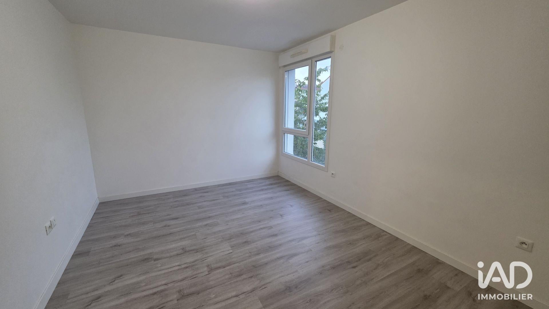 Flat Avenue Raspail in Bagnolet
