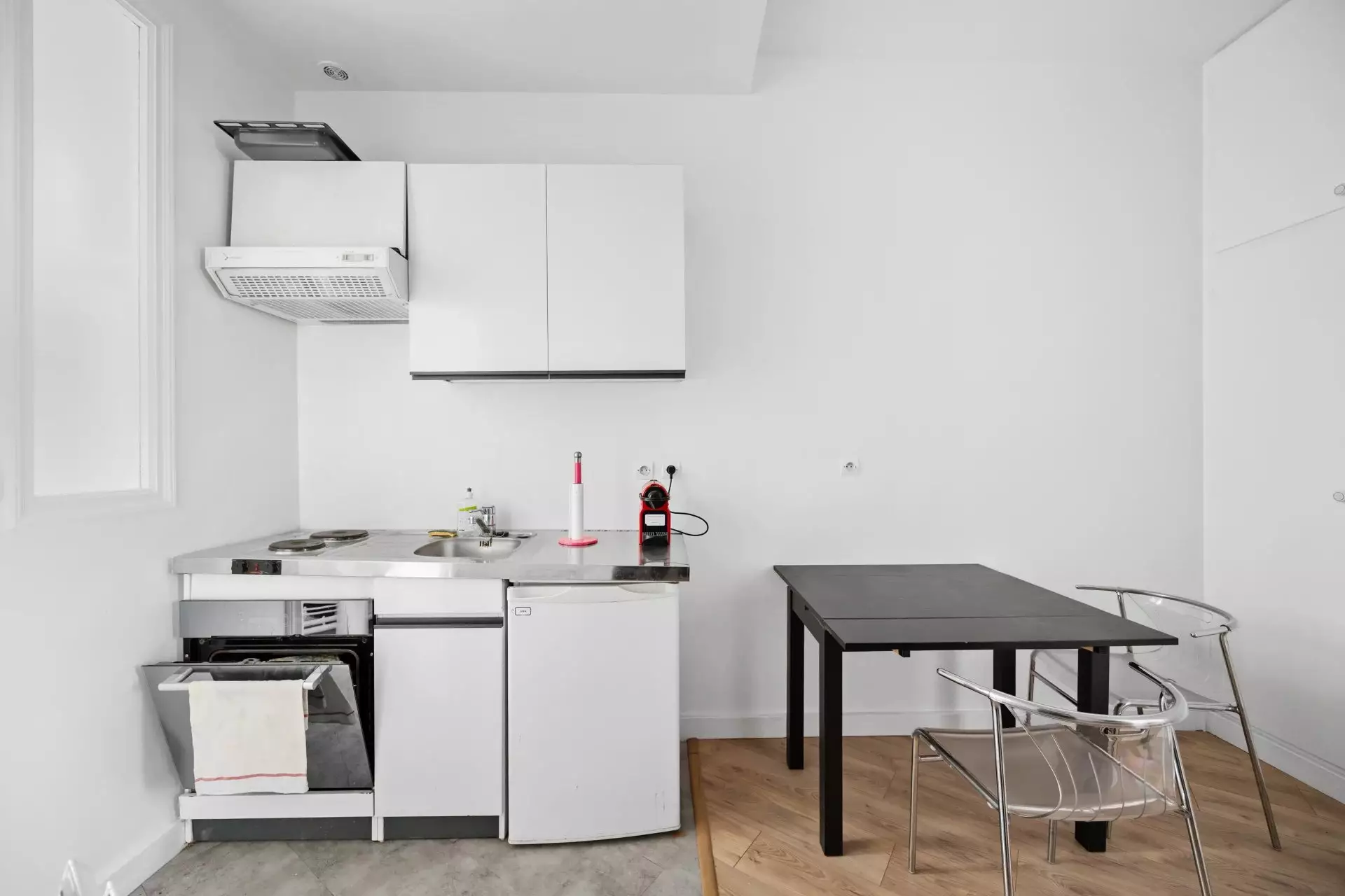 Flat Rue du Moulin Vert in Paris