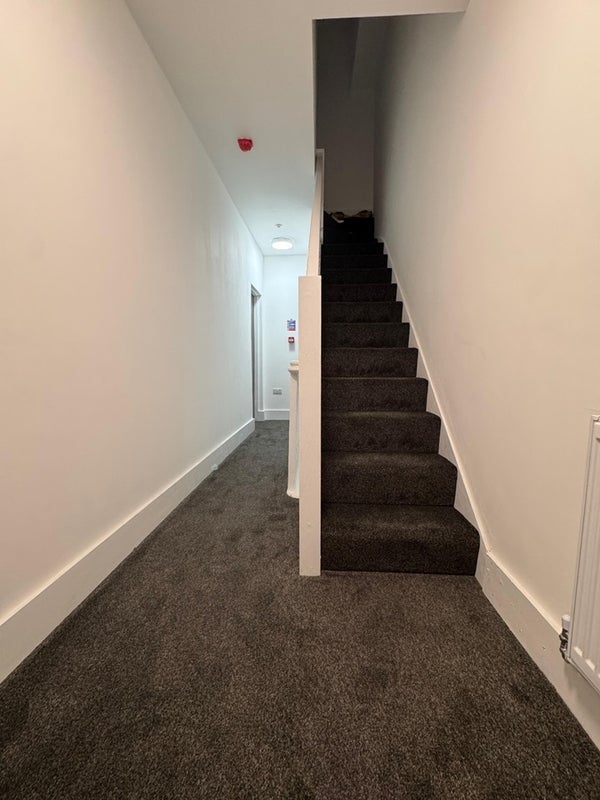 Room Manchester Road in Tameside