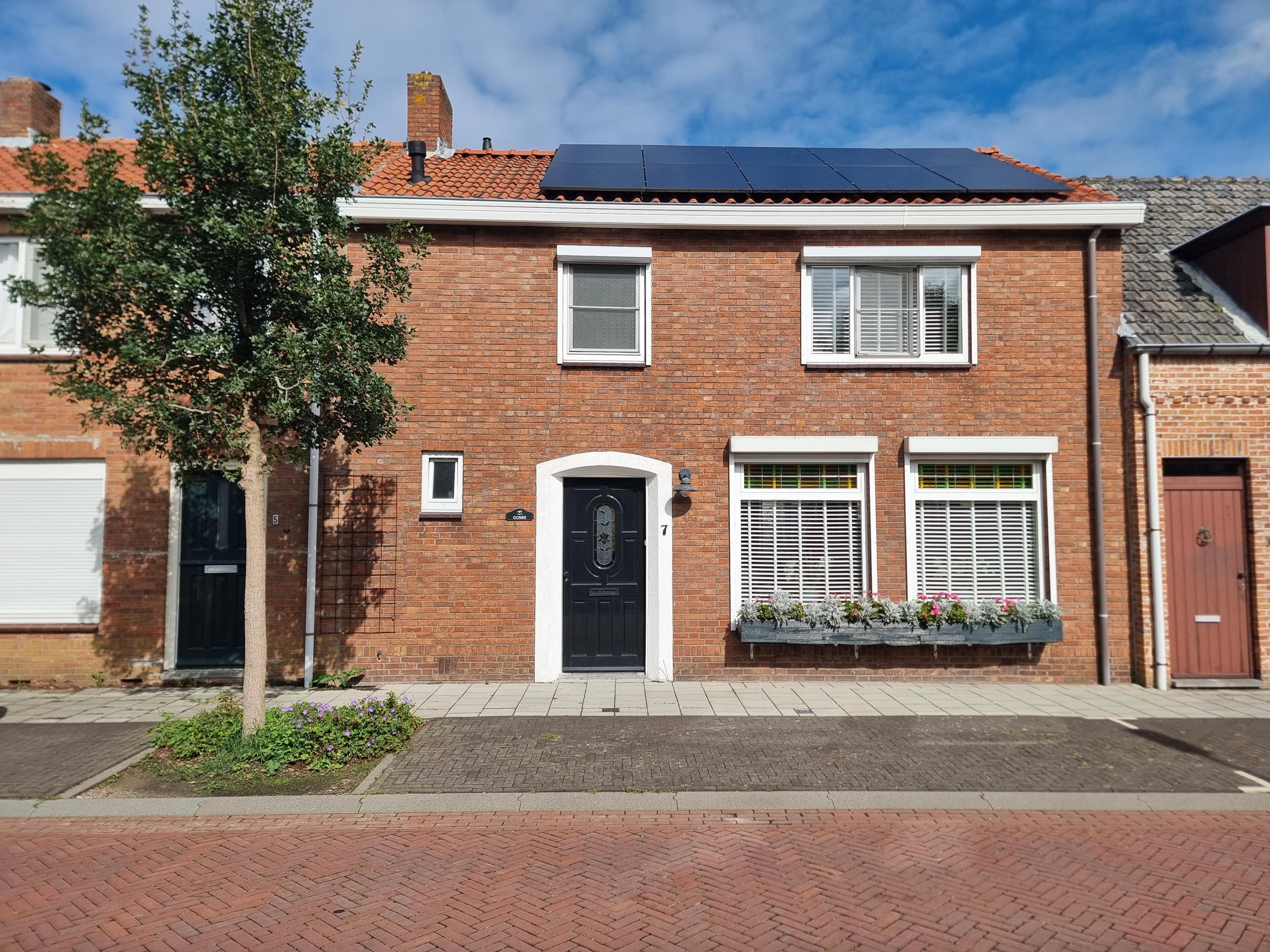 Huis Landstraat 7 in Aardenburg