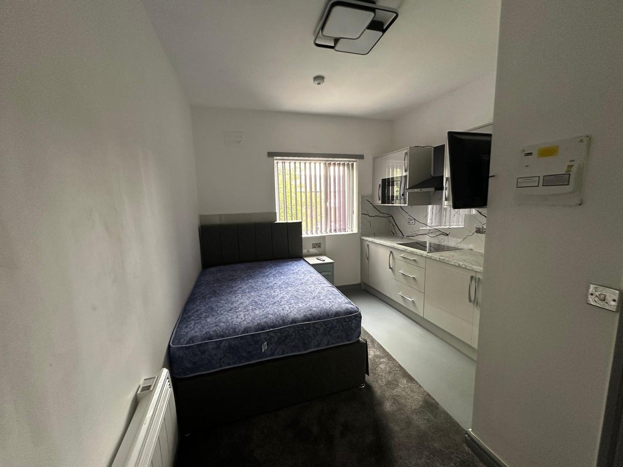Flat Kennerley Road in Bramhall