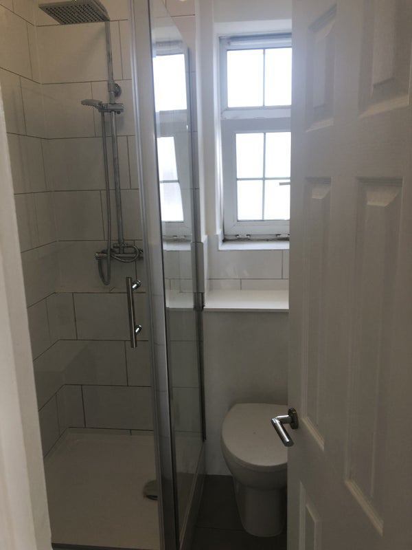 Room Bath Terrace in Greater London