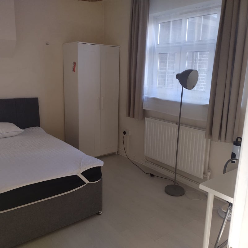 Room Bath Terrace in Greater London
