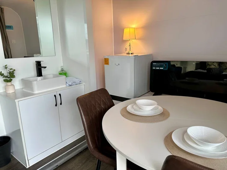 Room Ballyrogan Road in Causeway Coast and Glens District