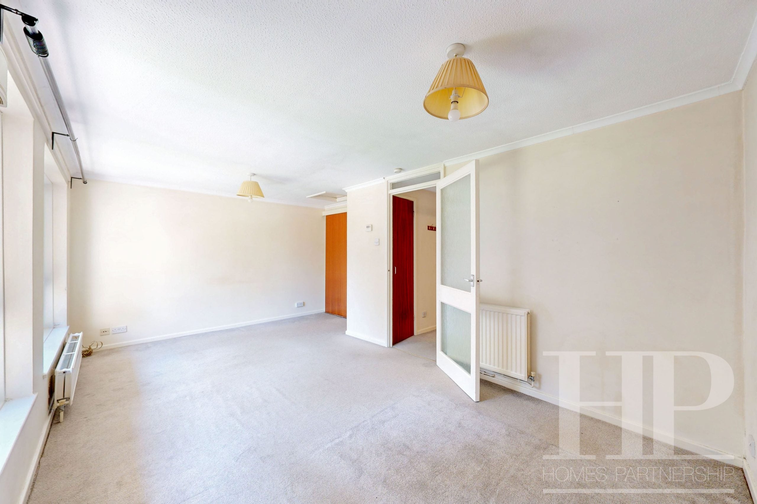 Flat Dalewood Gardens in Crawley