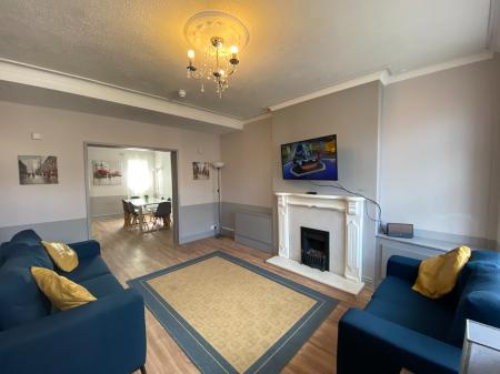Room Heath End Road in Nuneaton and Bedworth