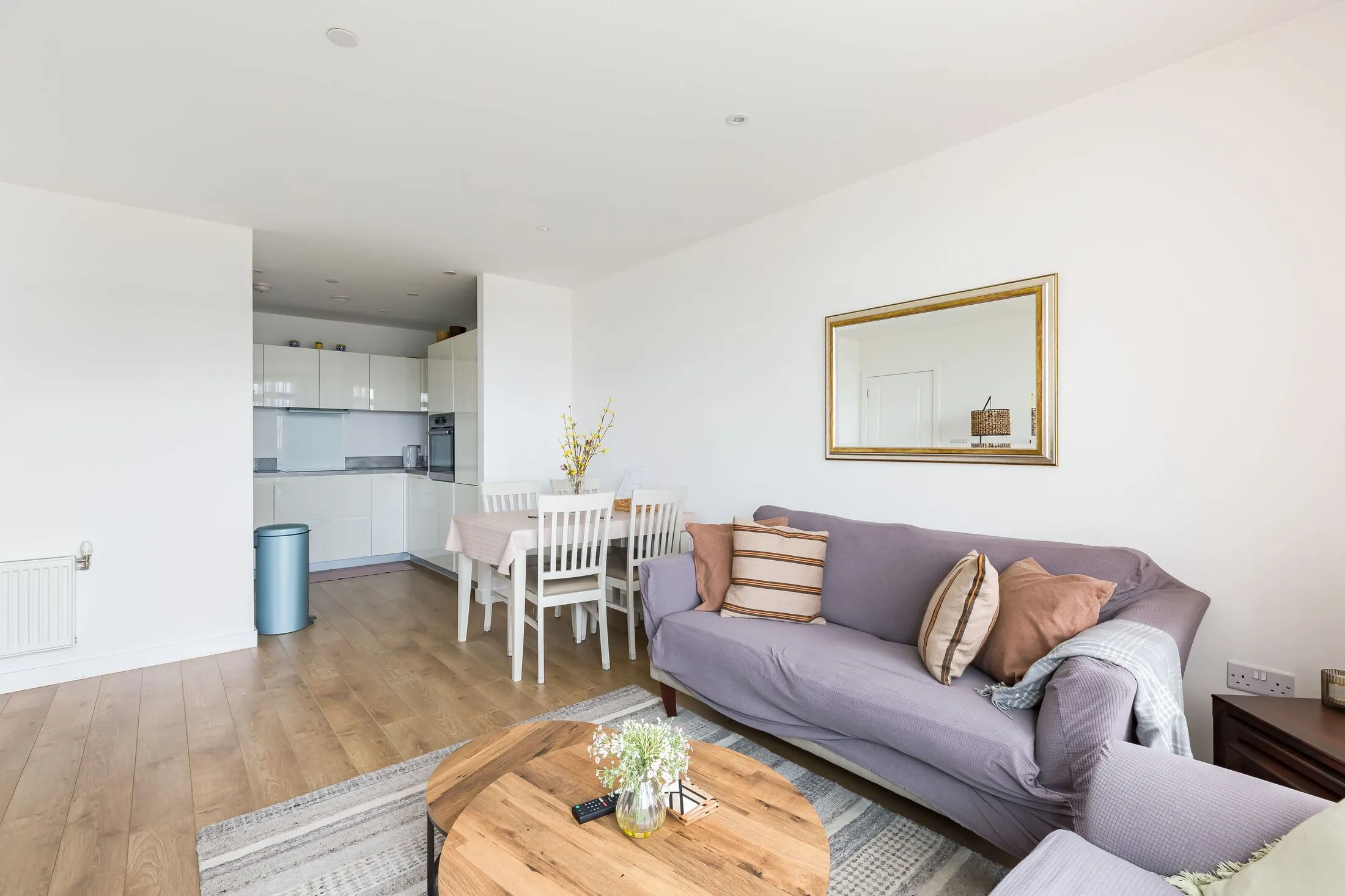 Flat Madeira Street in Greater London