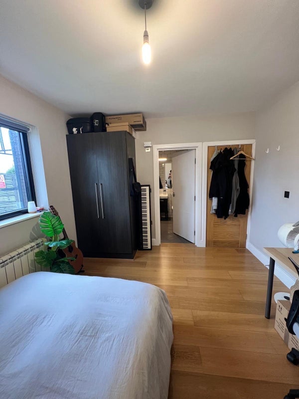 Room Mare Street in Greater London