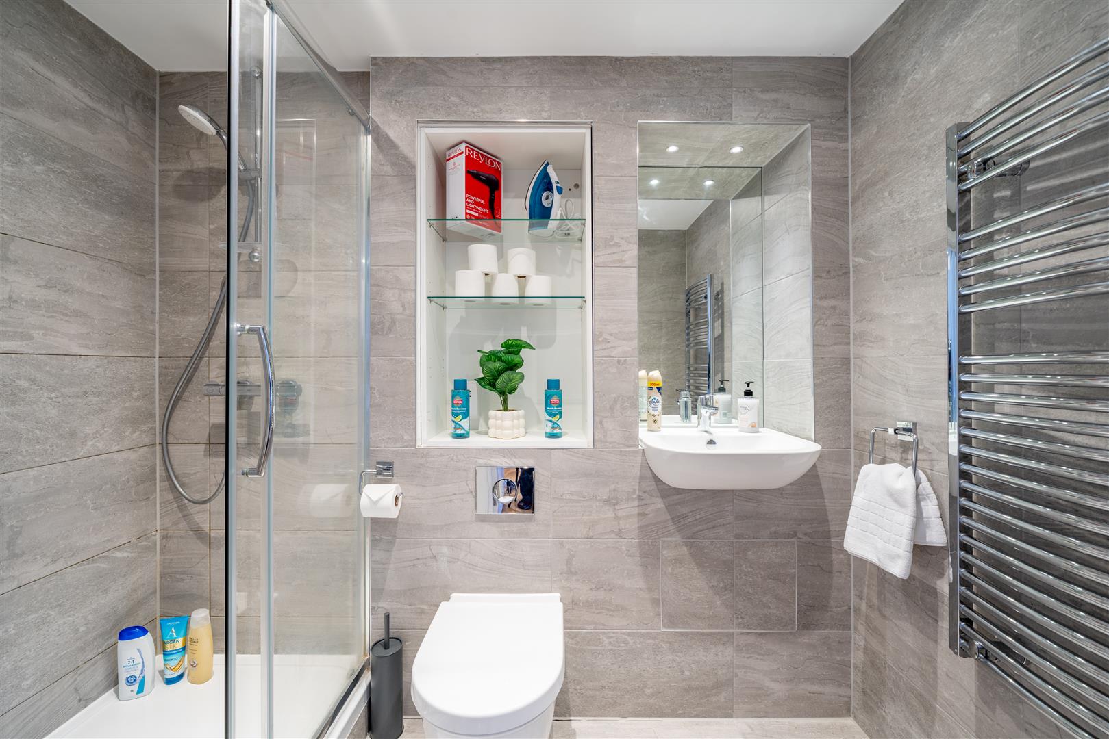 Flat Archer Court in Greater London