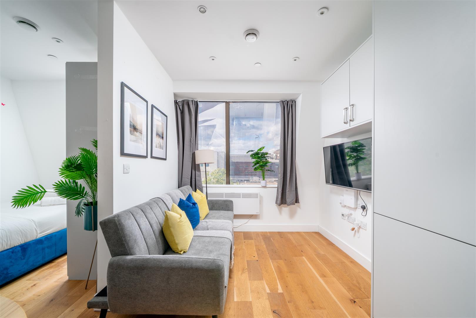Flat Archer Court in Greater London