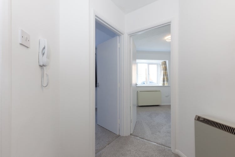 Flat Cameron Court in Cherwell District