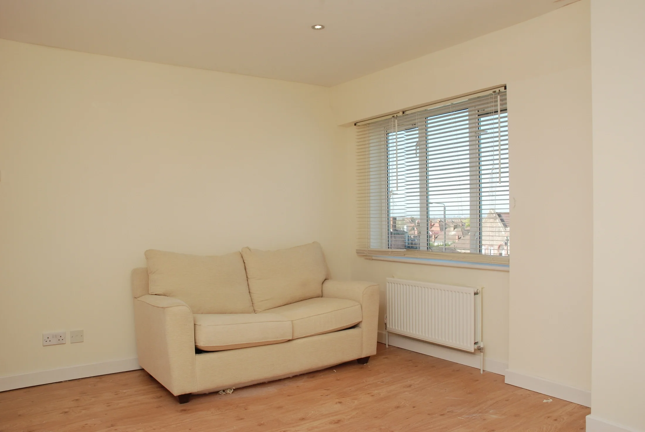 Flat Rayners Lane in Greater London