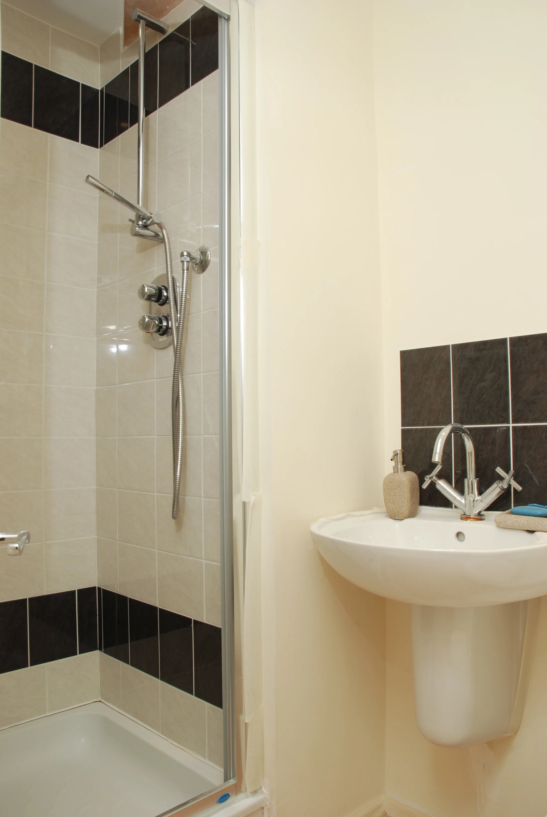 Flat Rayners Lane in Greater London