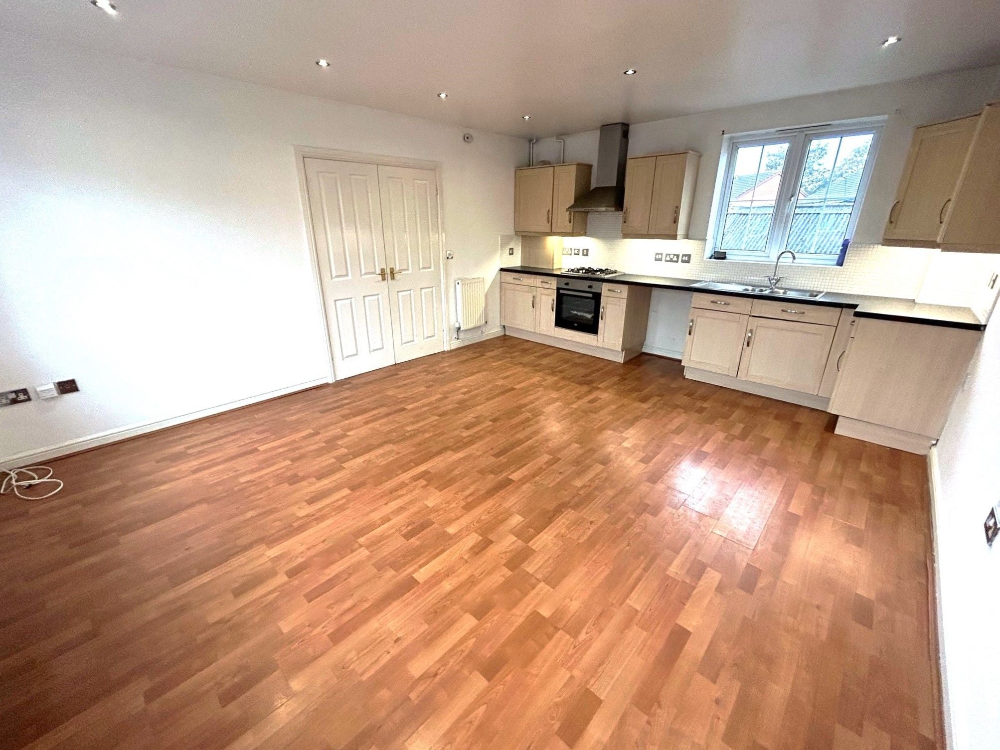 Flat London Drive in Willenhall