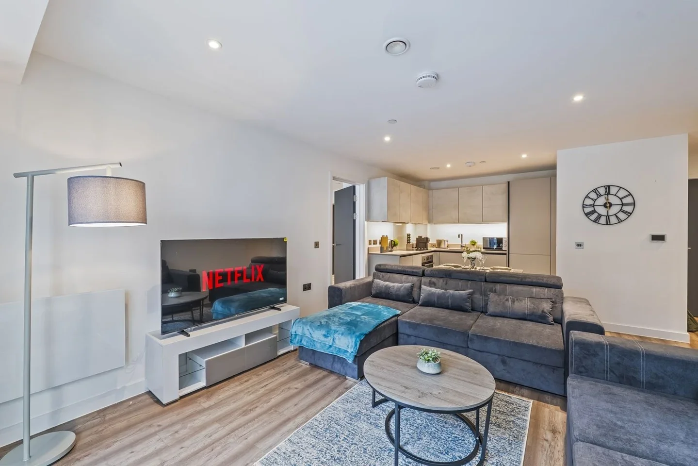 Flat Herschel Street in Slough