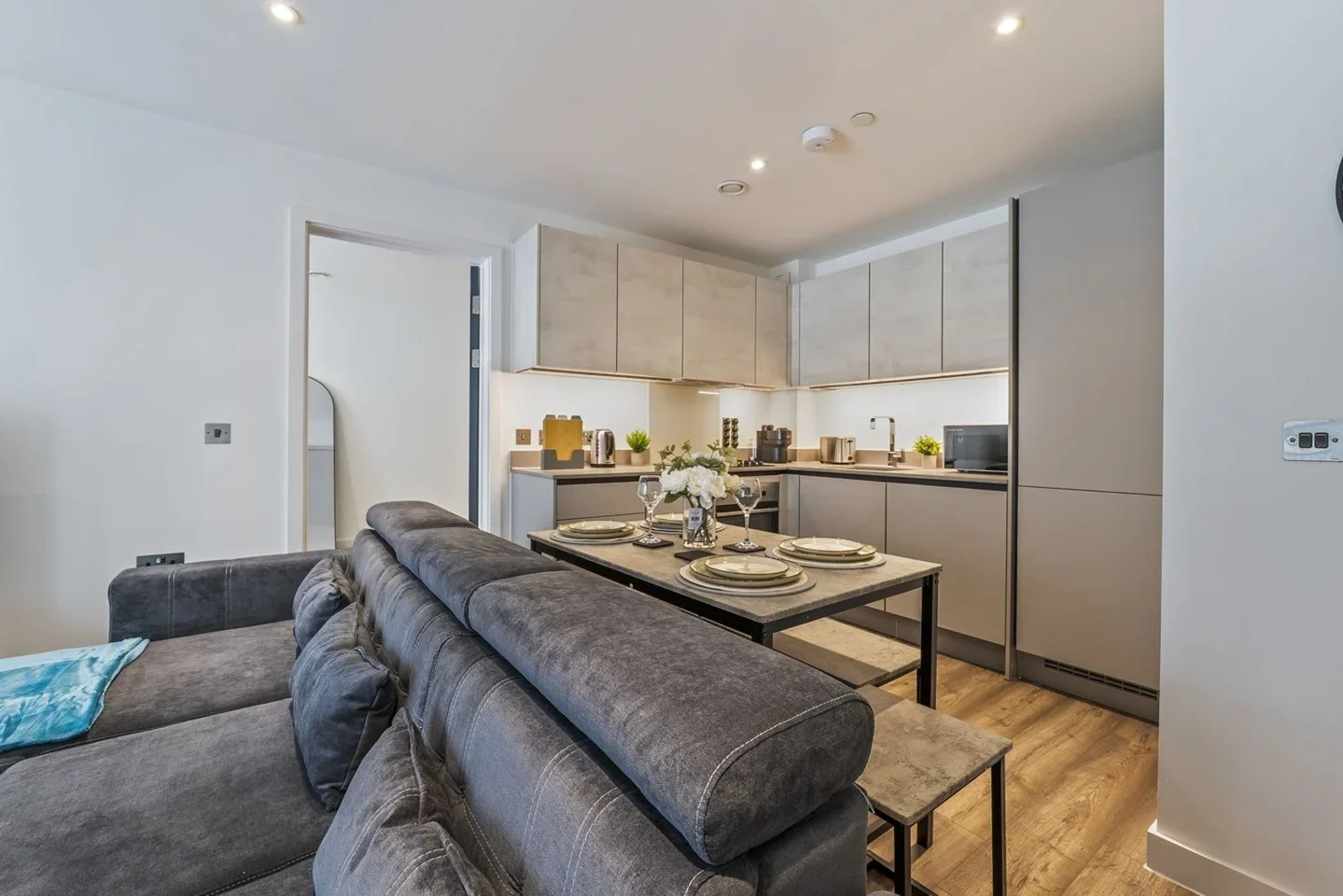 Flat Herschel Street in Slough