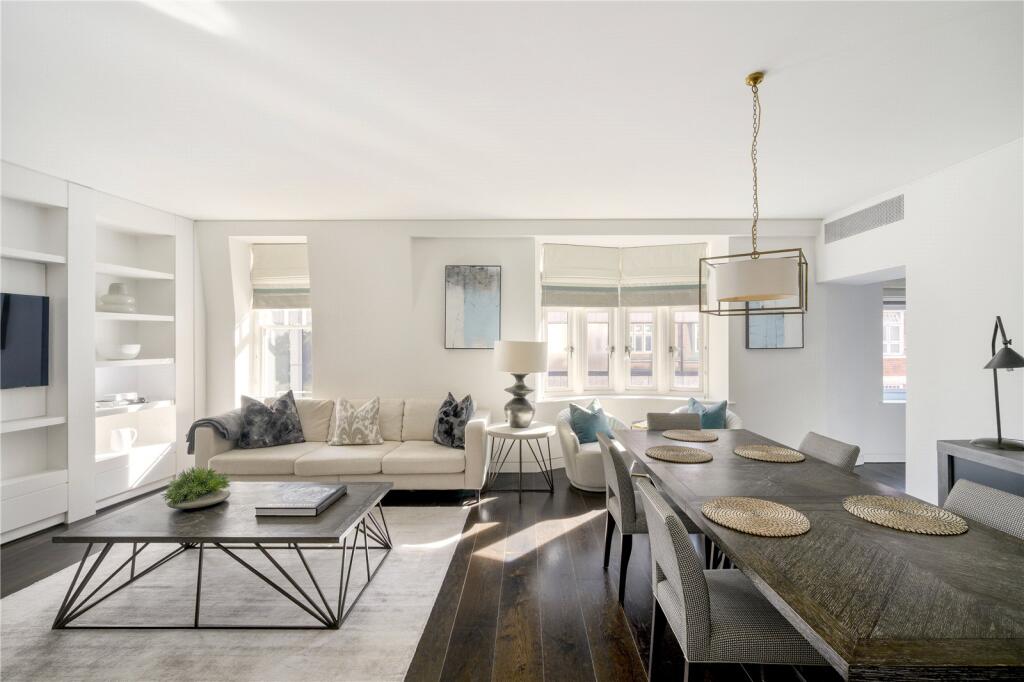 Flat Duke Street in City of Westminster