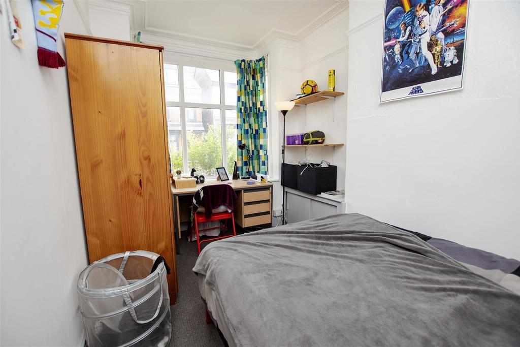 Flat Teignmouth Road in Birmingham