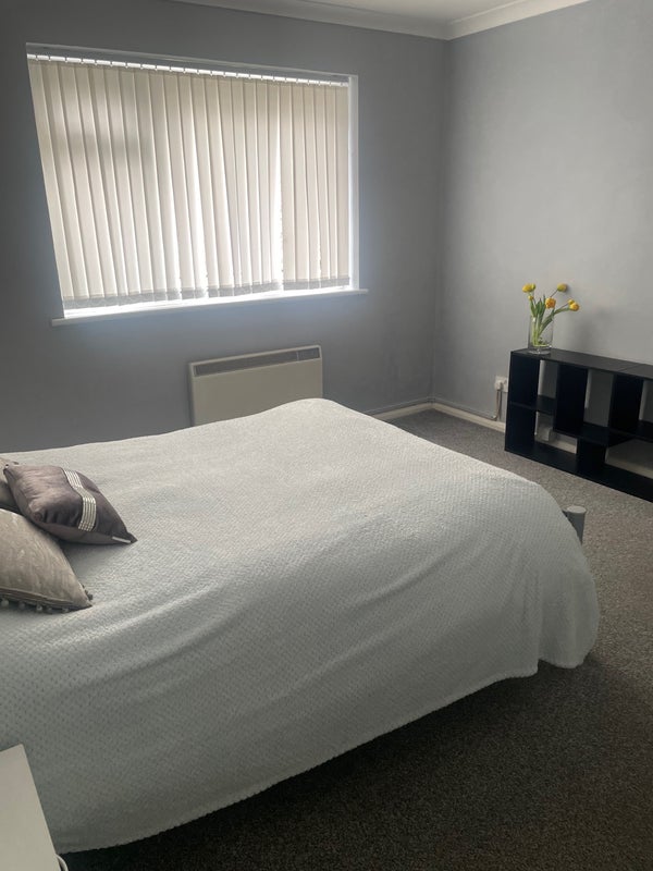 Room Shortlands Road in Greater London