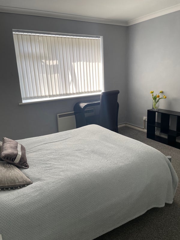 Room Shortlands Road in Greater London