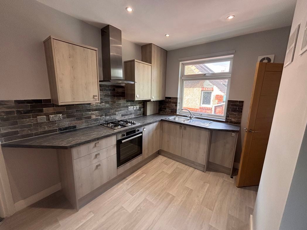 Flat Granville Road in Newcastle upon Tyne