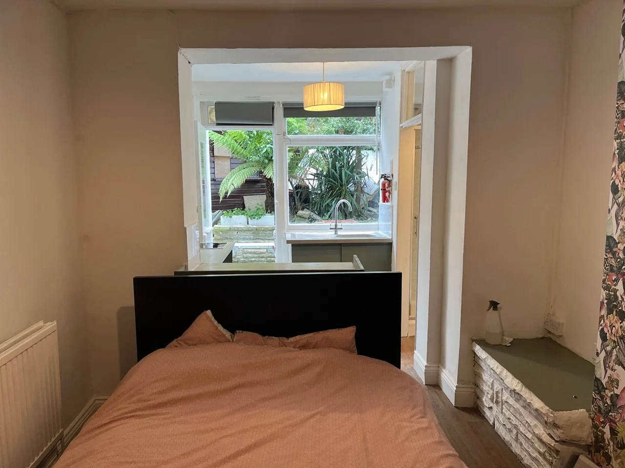 Room Offord Road in Greater London