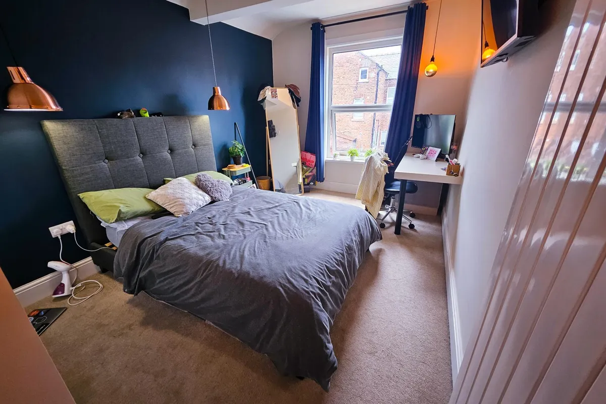 Room Cheyney Road in Chester
