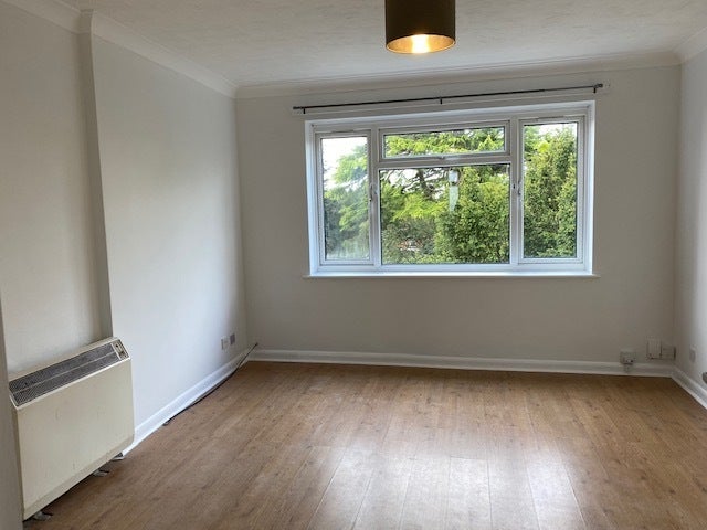 Flat Romsey Road in Southampton