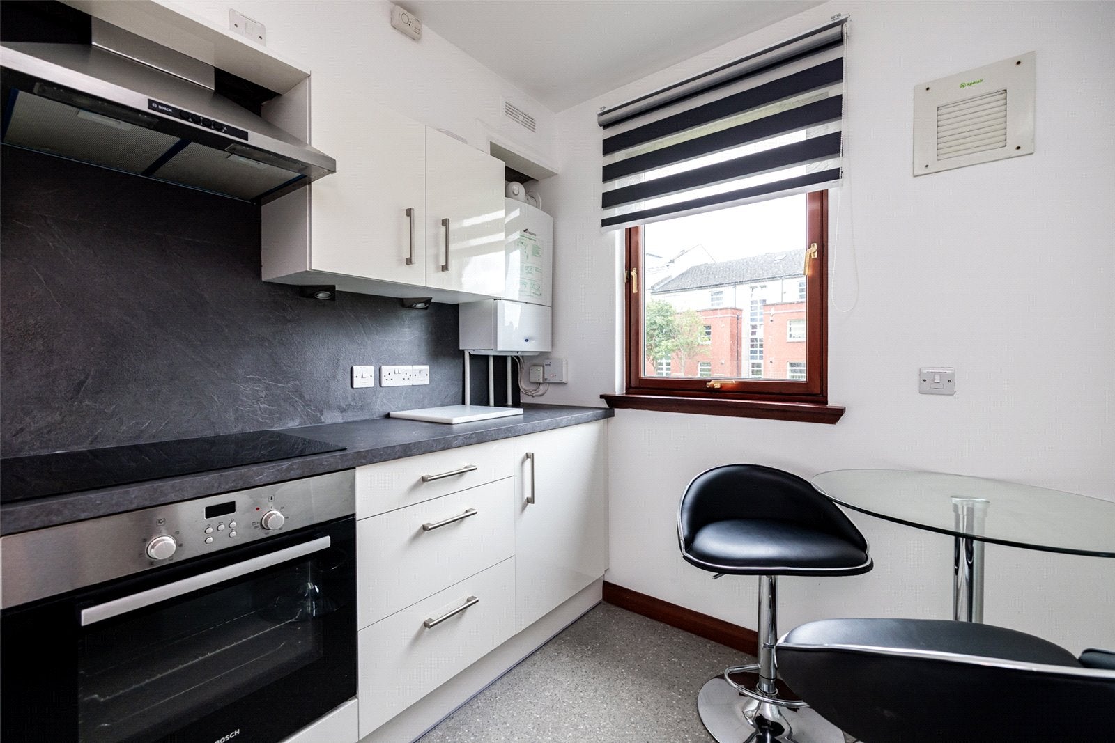 Flat Picktillum Place in Aberdeen City