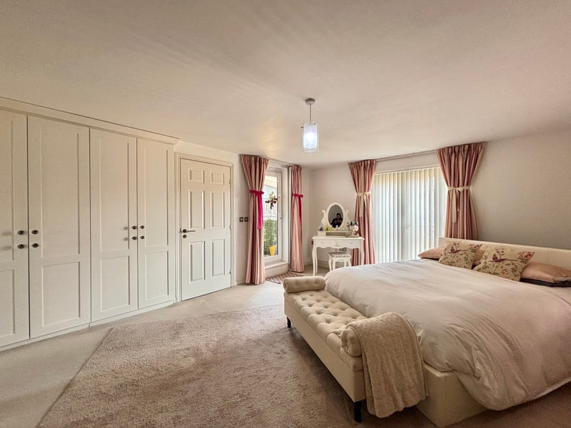 Room Middlewood Street in Salford