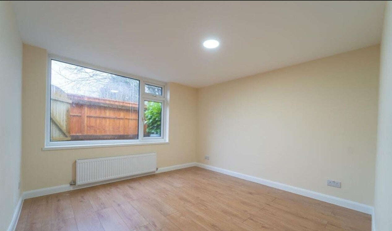 Flat Sansome Road in Metropolitan Borough of Solihull