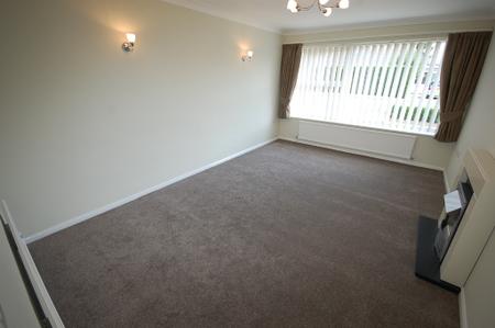 House Londesborough Way in North Kesteven