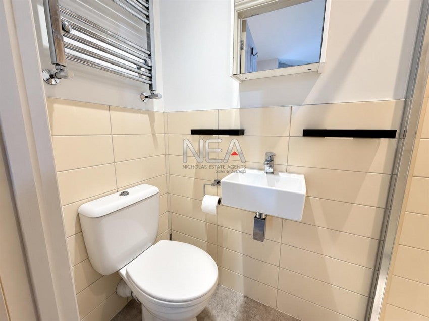 Room Caversham Road in Reading