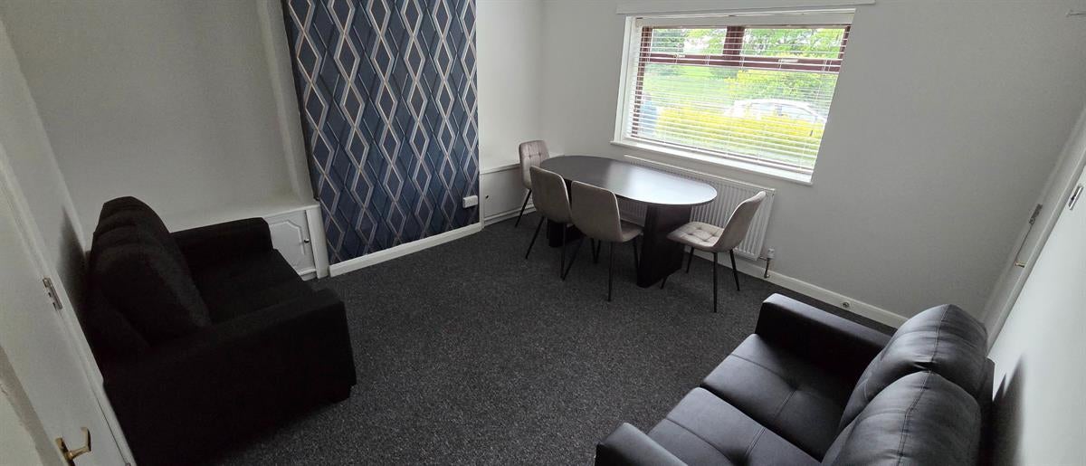 Room Station Road in Preston