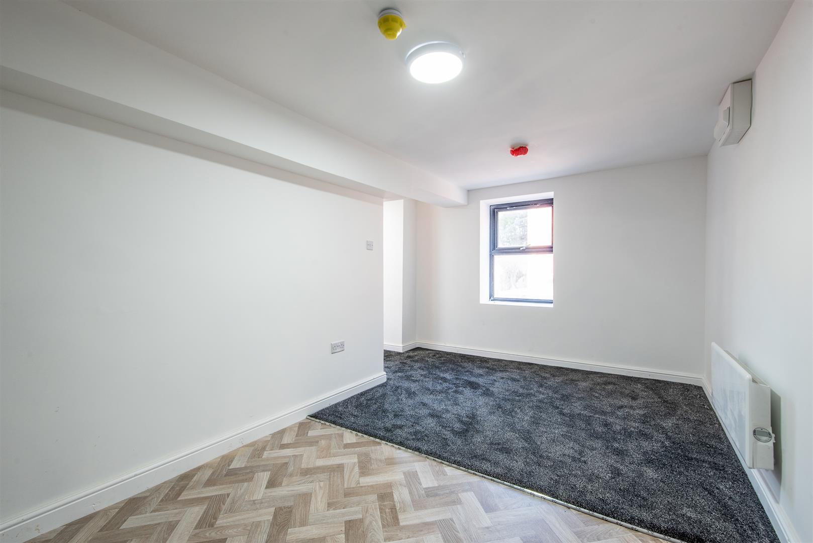 Flat Fleet Street in Preston