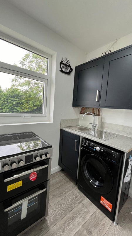 Flat Lindsey Street in Epping Forest