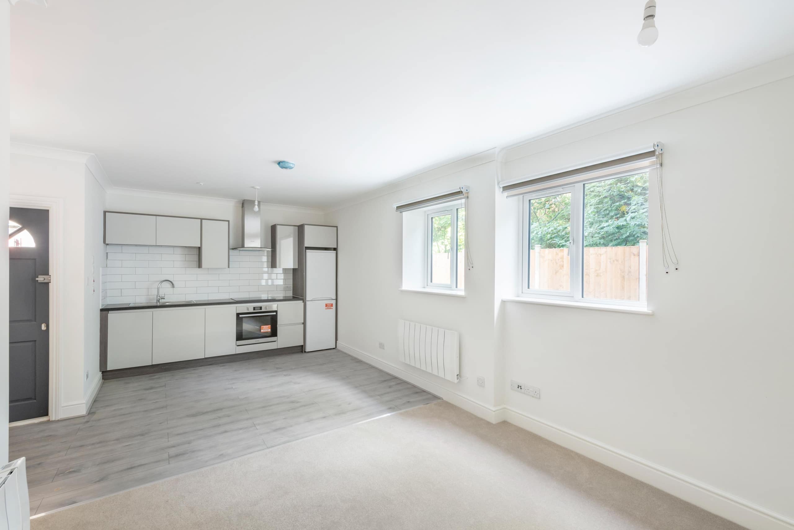 Flat Kingston Road in Greater London