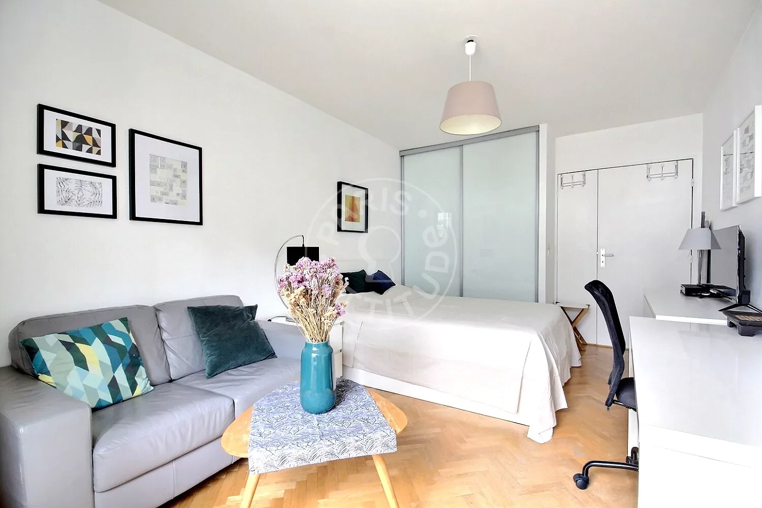 Appartement Rue Sainte-Élisabeth à Paris
