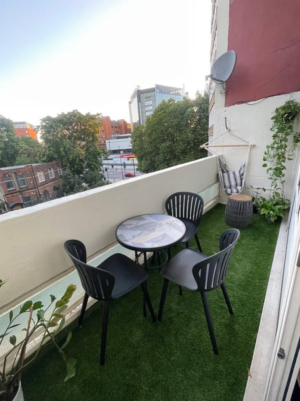 Room Royal Street in Greater London
